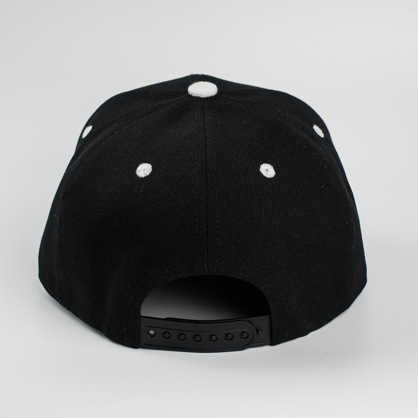 YoungManRide CHAMP series Caps🧢 Adjustable(OSFM)& Dream White & Passion Red