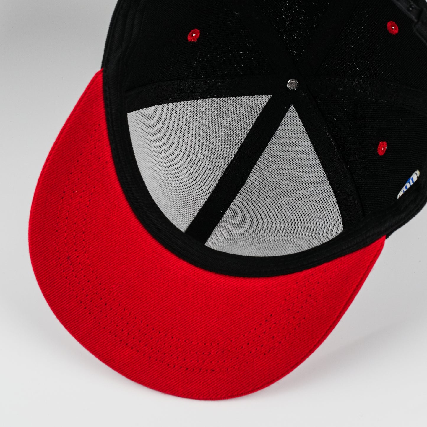 YoungManRide CHAMP series Caps🧢 Adjustable(OSFM)& Dream White & Passion Red