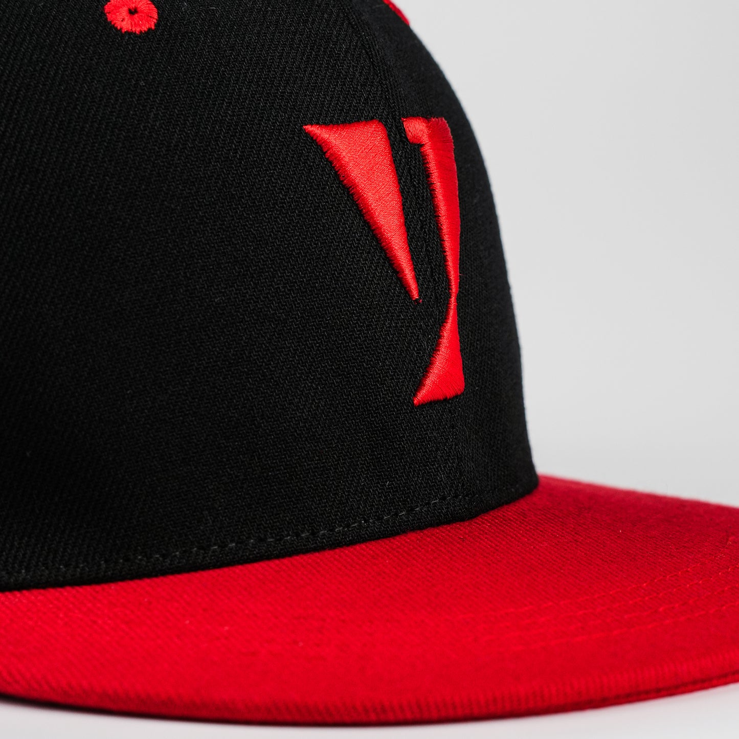 YoungManRide CHAMP series Caps🧢 Adjustable(OSFM)& Dream White & Passion Red