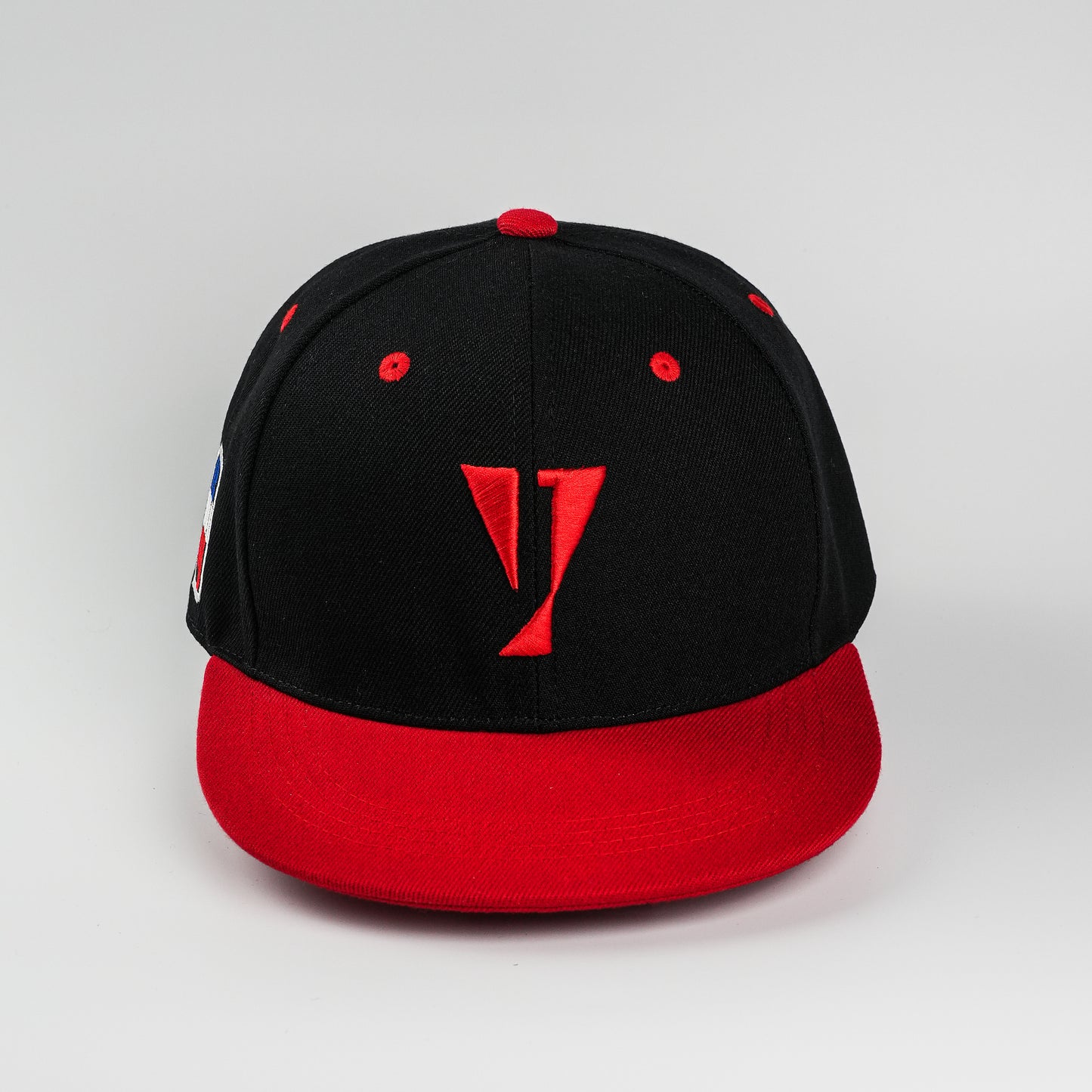 YoungManRide CHAMP series Caps🧢 Adjustable(OSFM)& Dream White & Passion Red