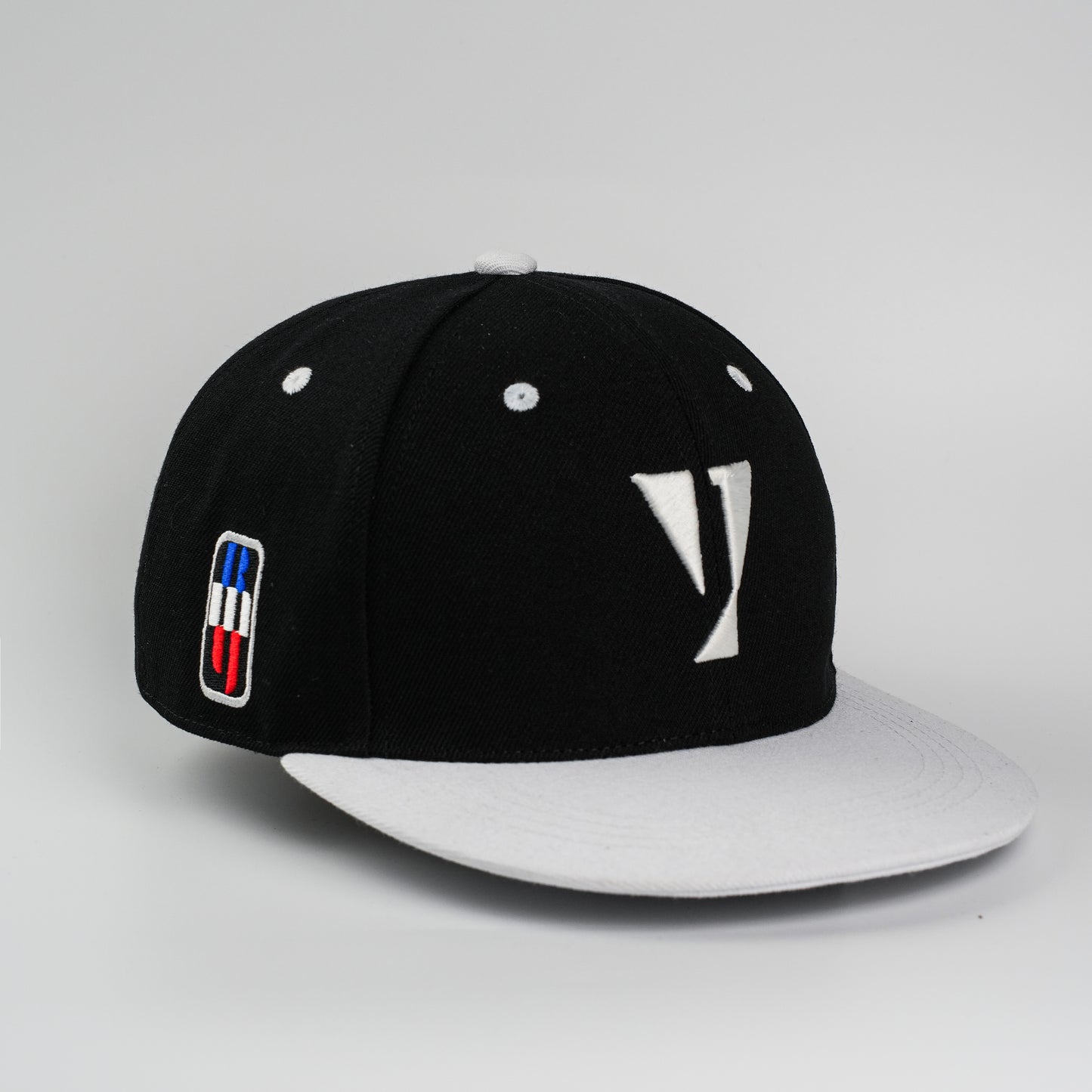 YoungManRide CHAMP series Caps🧢 Adjustable(OSFM)& Dream White & Passion Red